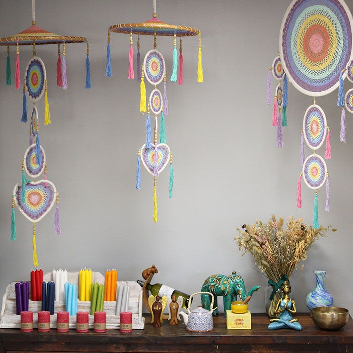 Bamboo & Cotton Rainbow Dreamcatcher – 140 CM colgante artesanal con círculos y corazón en tonos pastel con flecos, decoración de pared