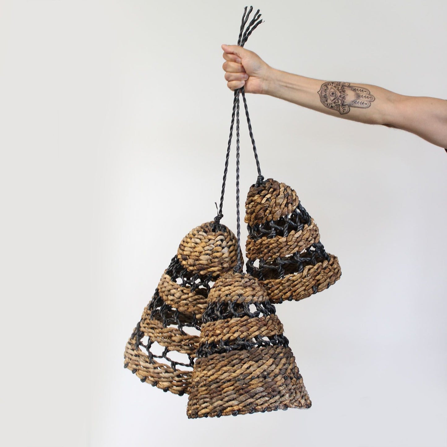 Bananbladslampskärmar – set med 3 handvävda, naturliga pendellampskärmar i bananblad, paket med rustik, texturerad heminredning