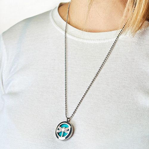 Alt Tag: Stainless Steel Aromadiffuser Diffuser Necklace – Dragonfly 25MM stainless steel pendant necklace with dragonfly design on chain