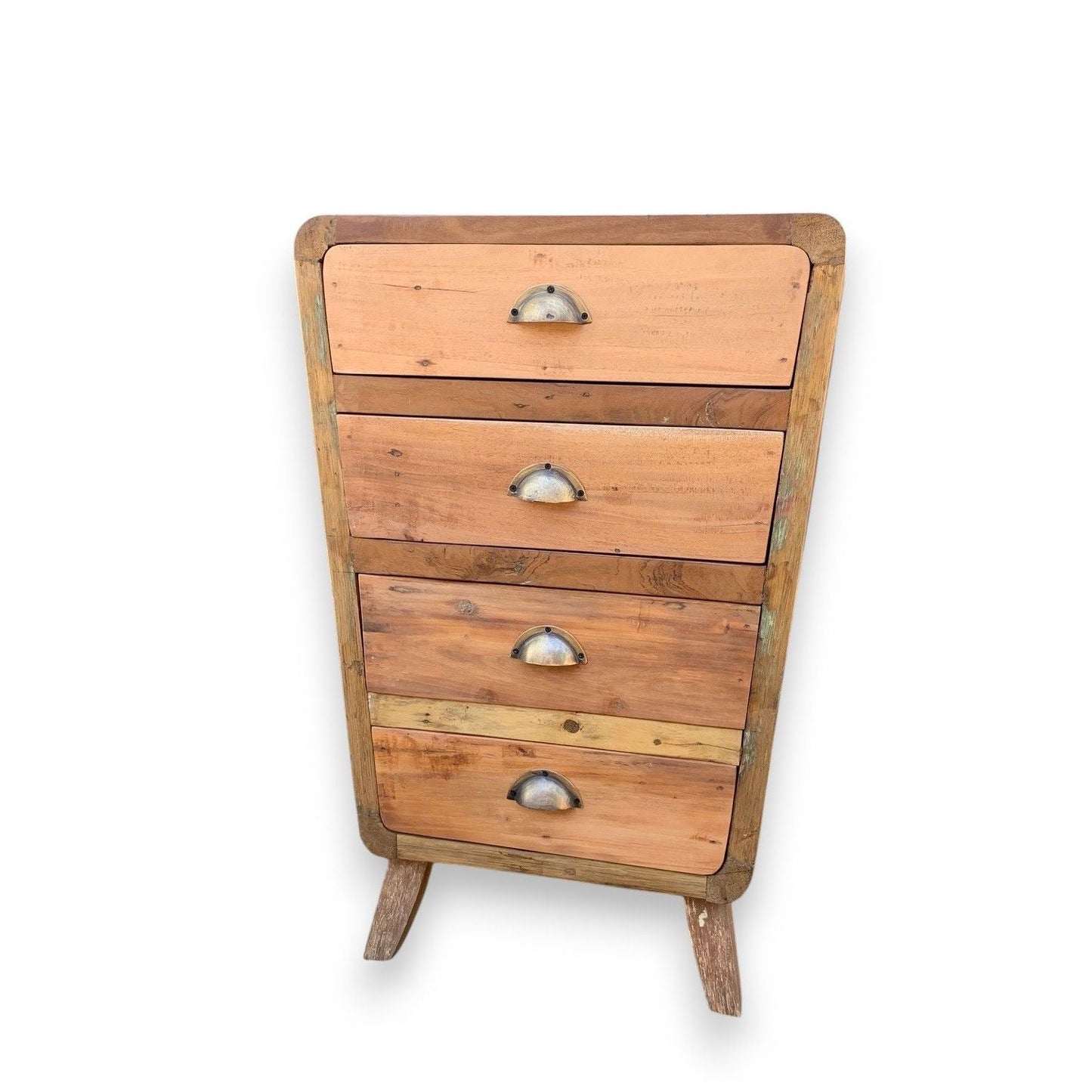 Alt-tag: Förvaring med 4 lådor - återbrukat trä 4-draws-storage-recycled-wood, rustikt skåp i återbrukat trä med fyra lådor och metallhandtag i koppform