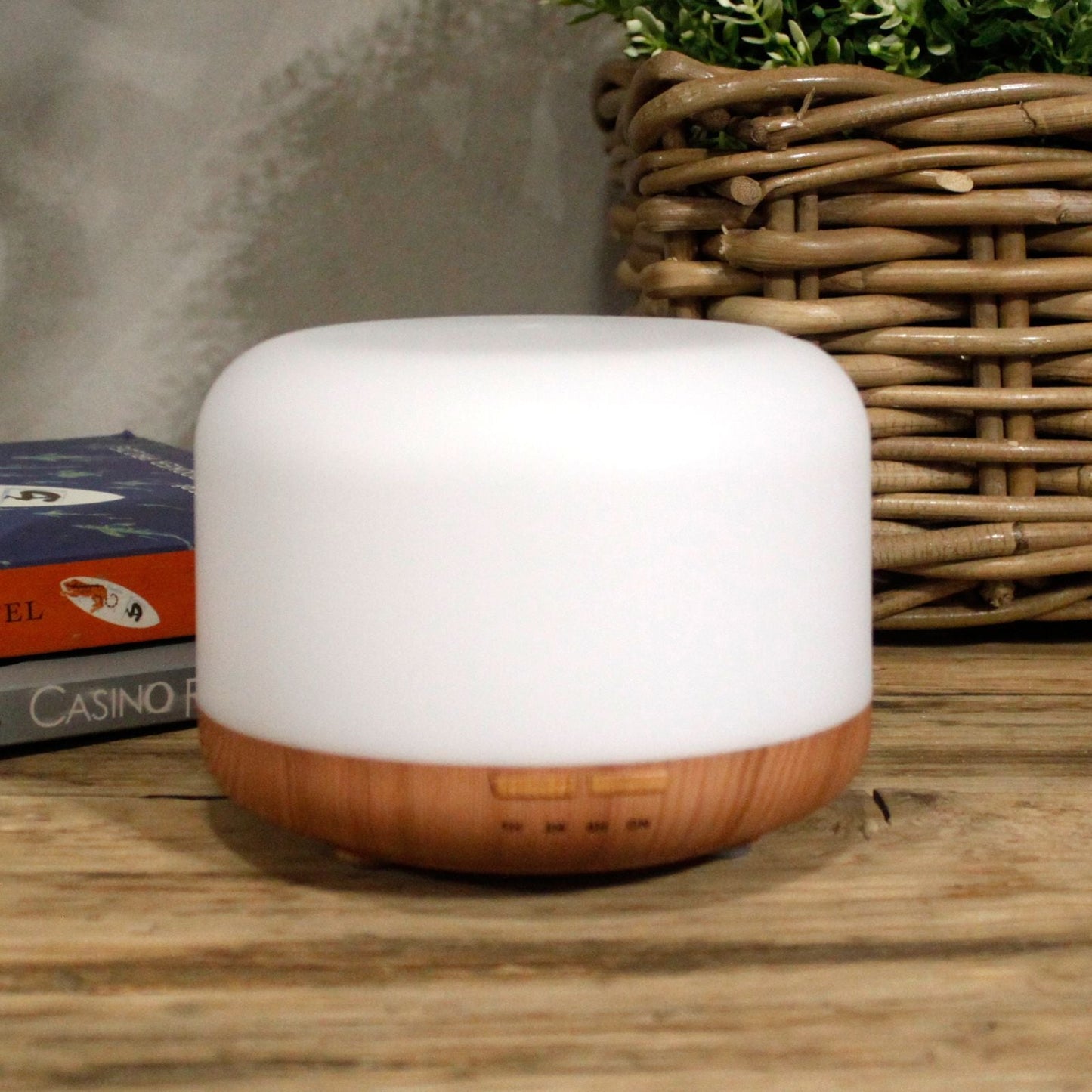 Alt-Tag: Aarhus Zerstäuber – Klassischer Pod – USB – Farbwechsel – Timer Diffusor für ätherische Öle mit Holzoptik-Basis und LED-Licht