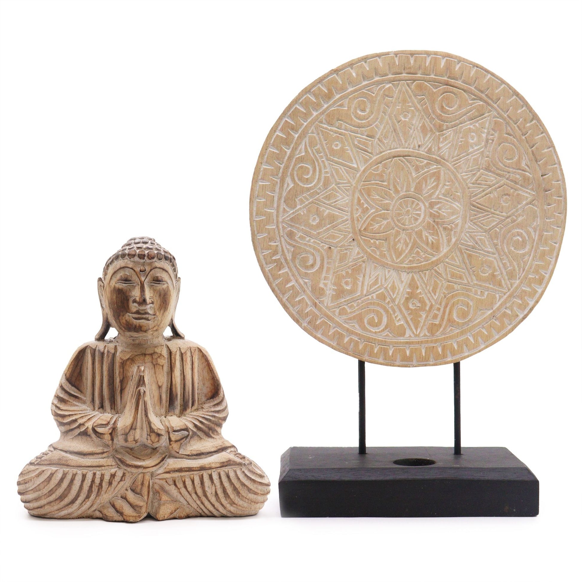 Alt Tag: Set de Buda Feng Shui en madera de albasia – 29x45 CM, set decorativo de Buda tallado en madera y mandala sobre base