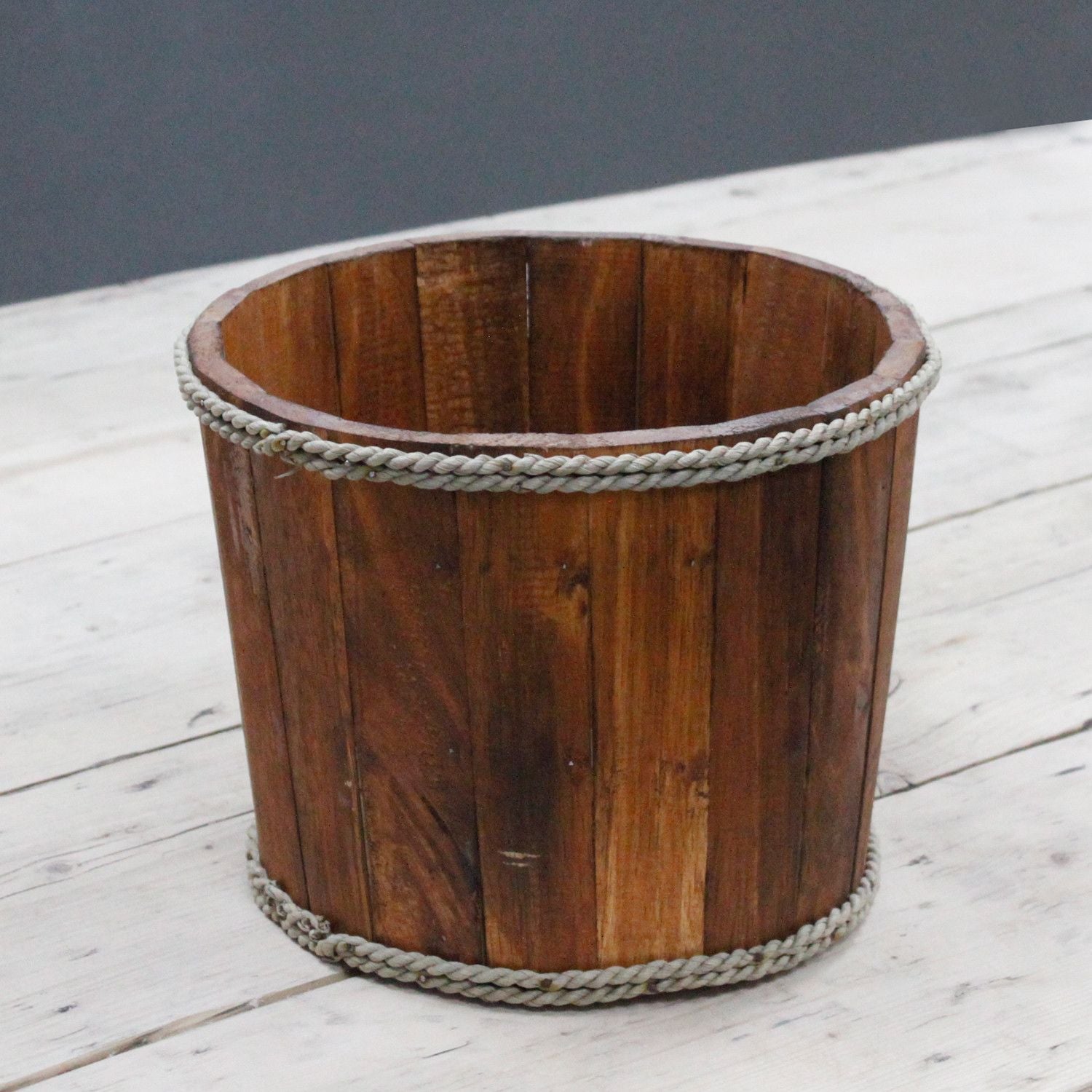 Alt Tag: Albasia Wood Nautical Display Tub – 21x29 CM rustic wooden retail display tub with rope trim, nautical organizer container