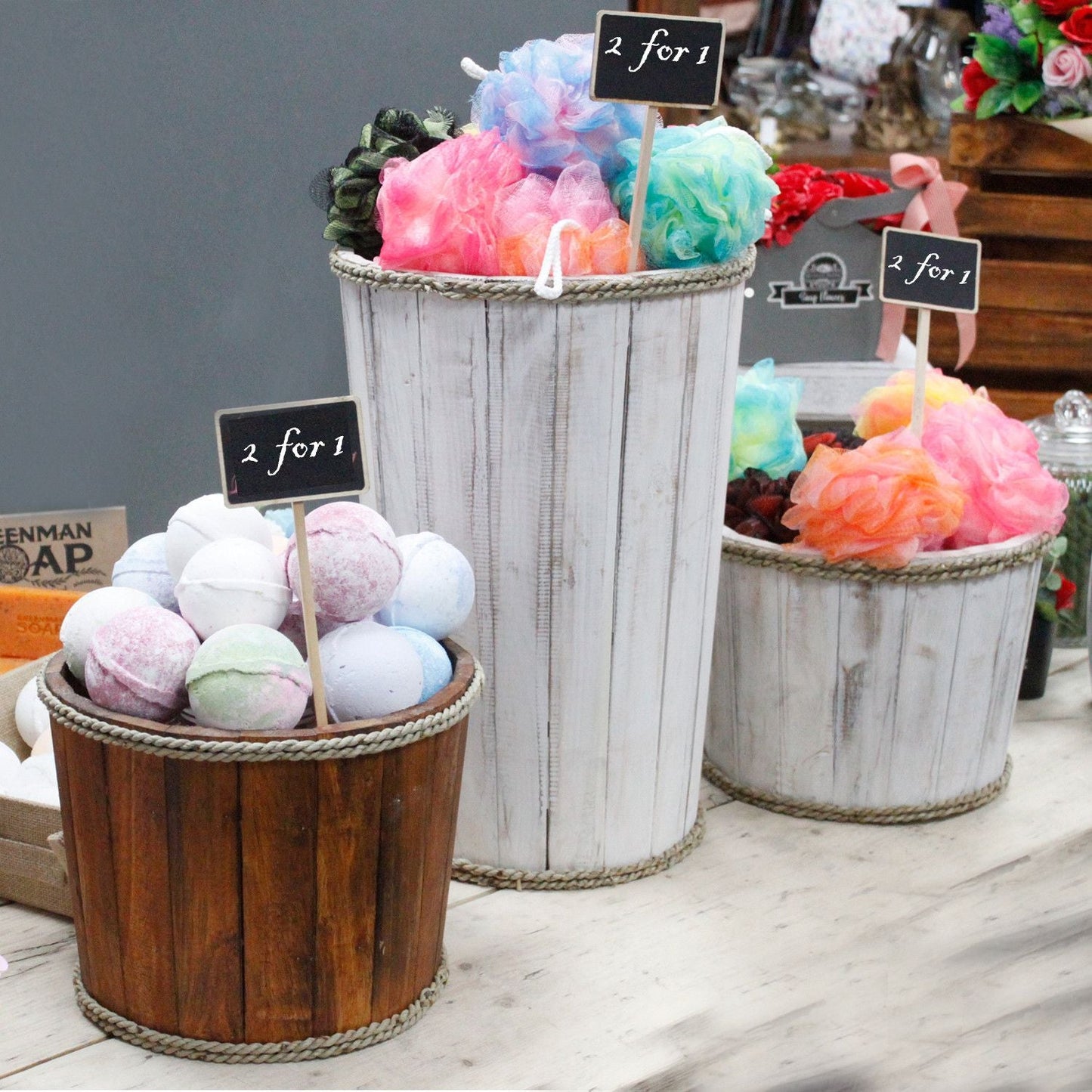 Albasia Wood Nautical Display Tub – 45x32 CM whitewashed wooden tub retail display stand with rope trim holding colorful bath items
