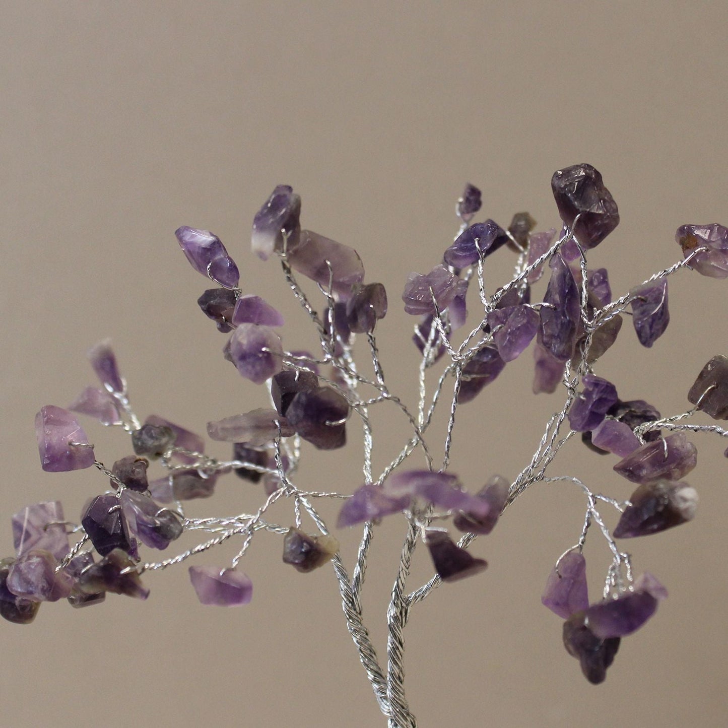 Amethyst Gemstone Tree – 80 Stones Orgonite Base with purple amethyst chipstone branches on silver wire, close-up