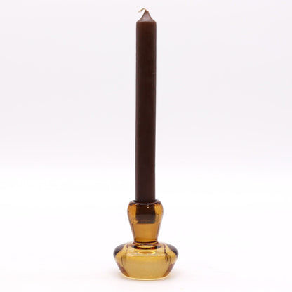 Set de portavelas de vidrio ámbar antiguo – 6.2x7 CM con portavelas de vidrio prensado ámbar y vela cónica oscura