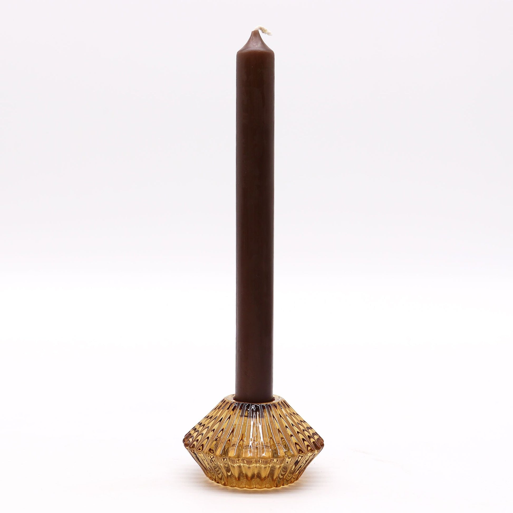 Portavelas de vidrio ámbar antiguo – Set de 2 portavelas de vidrio prensado con vela de mesa alta, base acanalada en ámbar