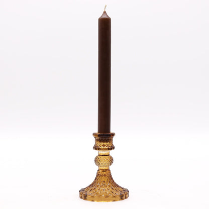 Portavelas de cristal ámbar antiguo – Set de 2, 10x8 CM con portavelas de cristal prensado ámbar y vela cónica alta, decoración vintage para mesa