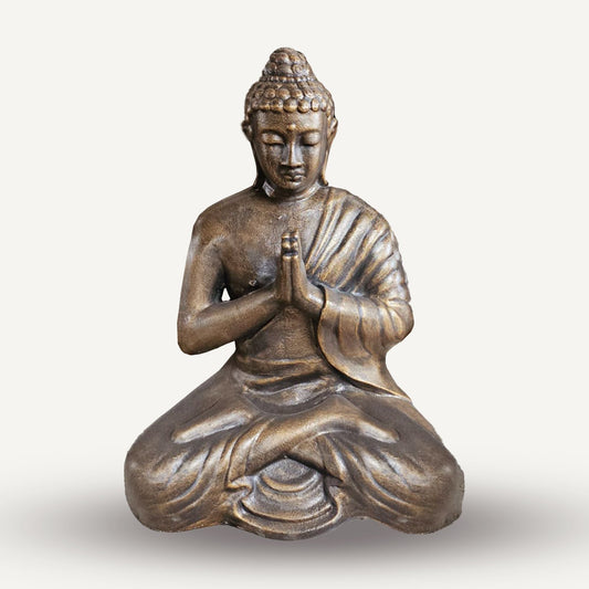Estatua de Buda Orante en Dorado Antiguo – Escultura de Buda orante de 1.2M con las manos en oración, acabado en dorado antiguo, postura de meditación sentado
