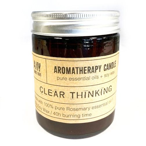Aromaaroma sojavaxljus – Clear Thinking (200 g) i bärnstensfärgad glasburk med metallock, etikett för aromaterapiljus