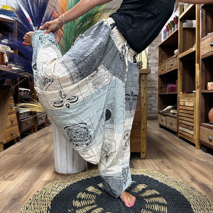 Yoga and Festival Pants – Aladdin Himalayan Print on Grey