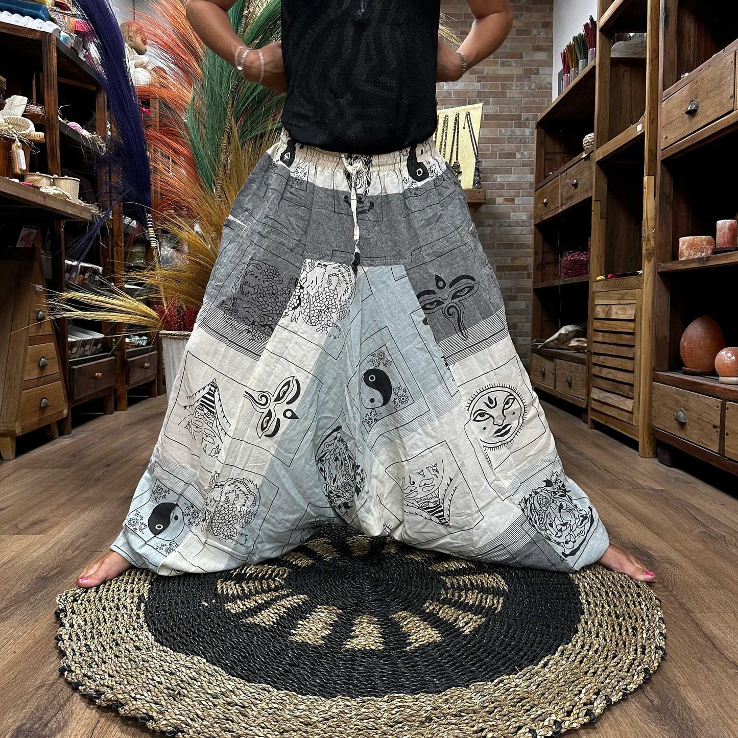 Yoga and Festival Pants – Aladdin Himalayan Print on Grey