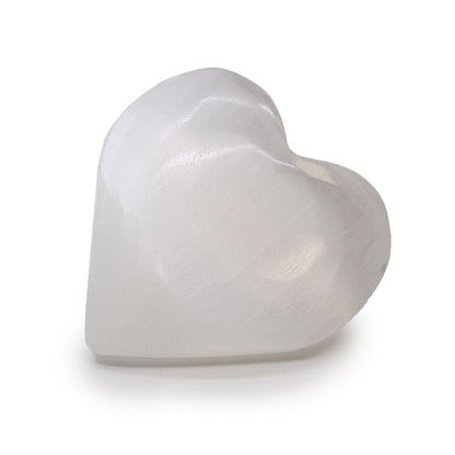 Polished selenite heart crystal, 7–8 cm smooth white stone for meditation, energy cleansing and home decor