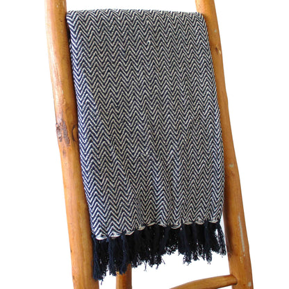 Boho Comfort Throw – Navy Zigzag