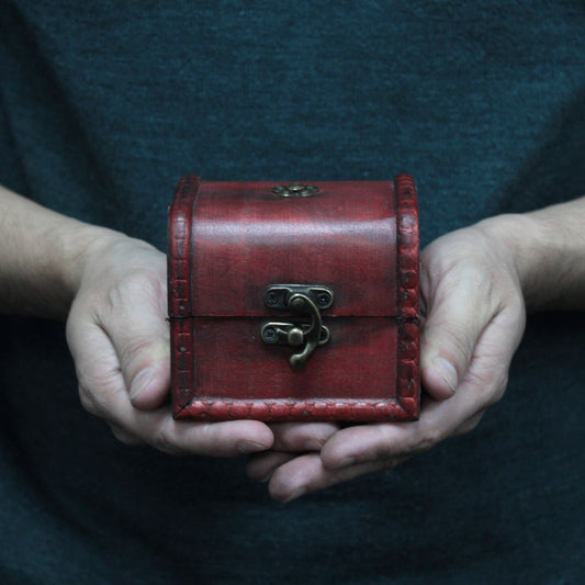 MDF vintage style storage box with brass fittings and leather handles, rustic decorative organizer, 8.5x10x8.5 cm