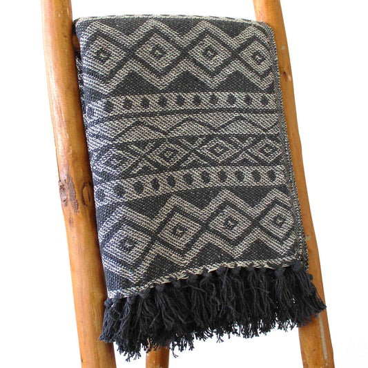 Boho Comfort Throw – Grey Geometric