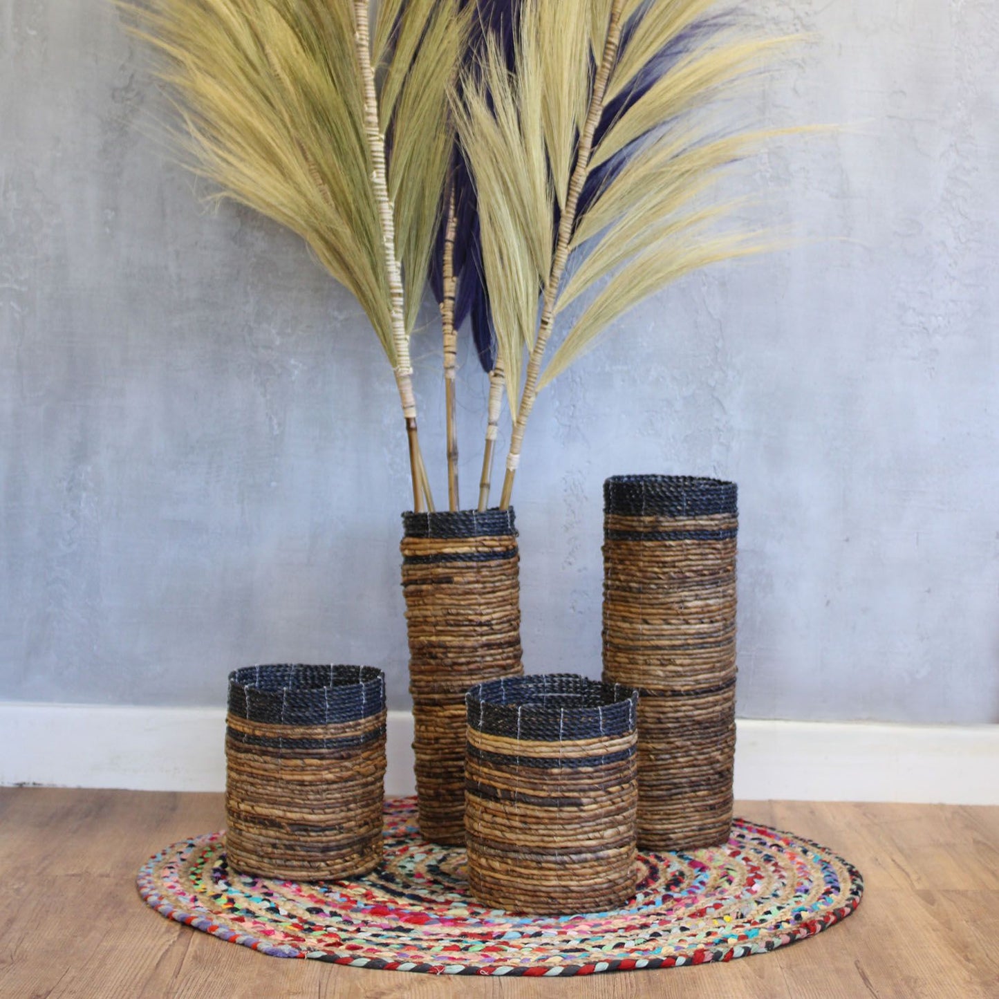 Banana Leaf Seagrass Set – 2 Vases & 2 Bins