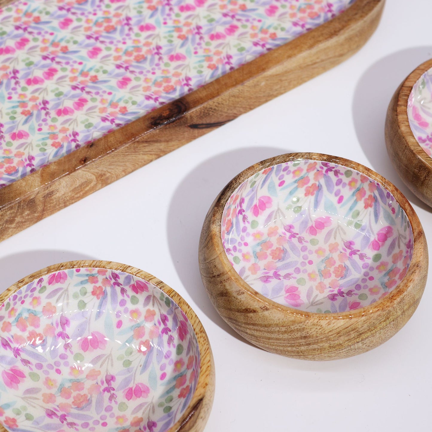 Mango Wood Tray with 3 Bowls – Pretty Floral