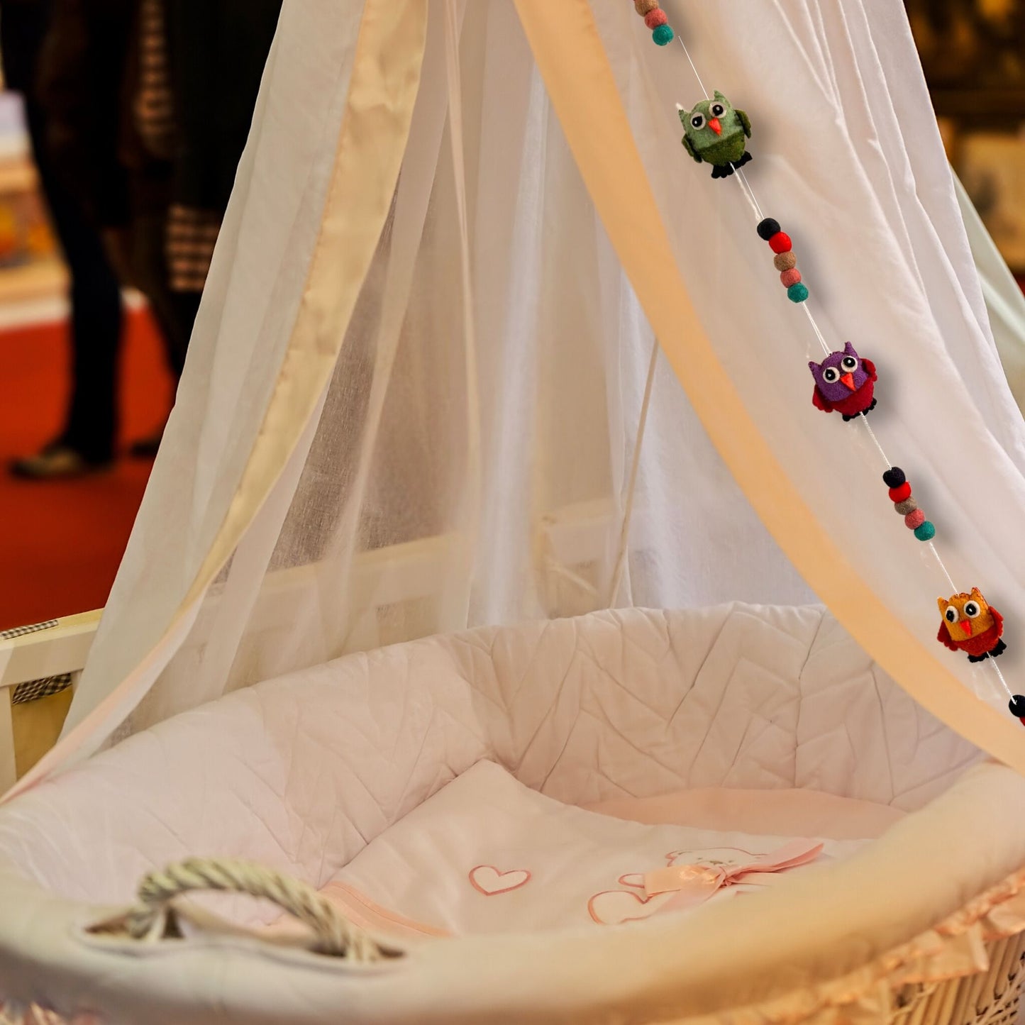 Filtväggbonad – Ugglor (slumpmässiga färger)