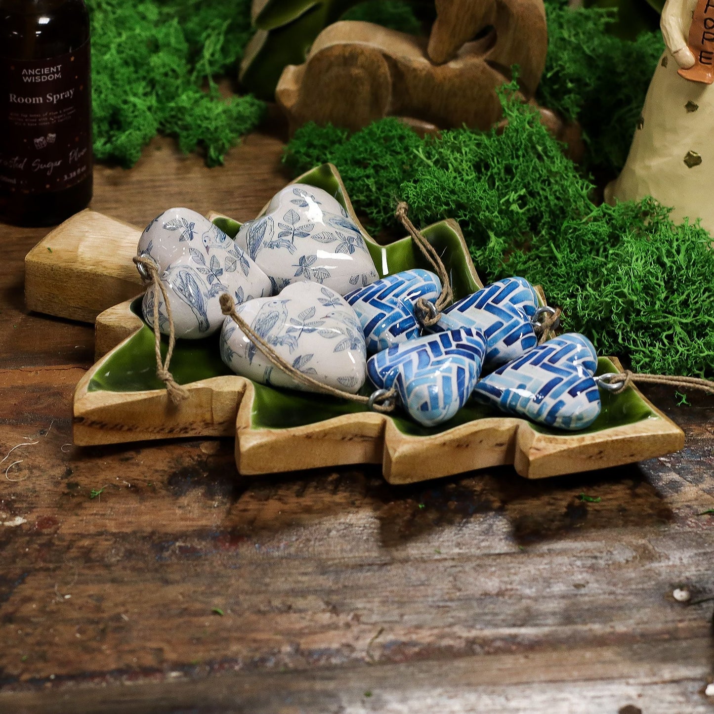 Enamel Mango Wood Tree Bowl – 25x19 CM