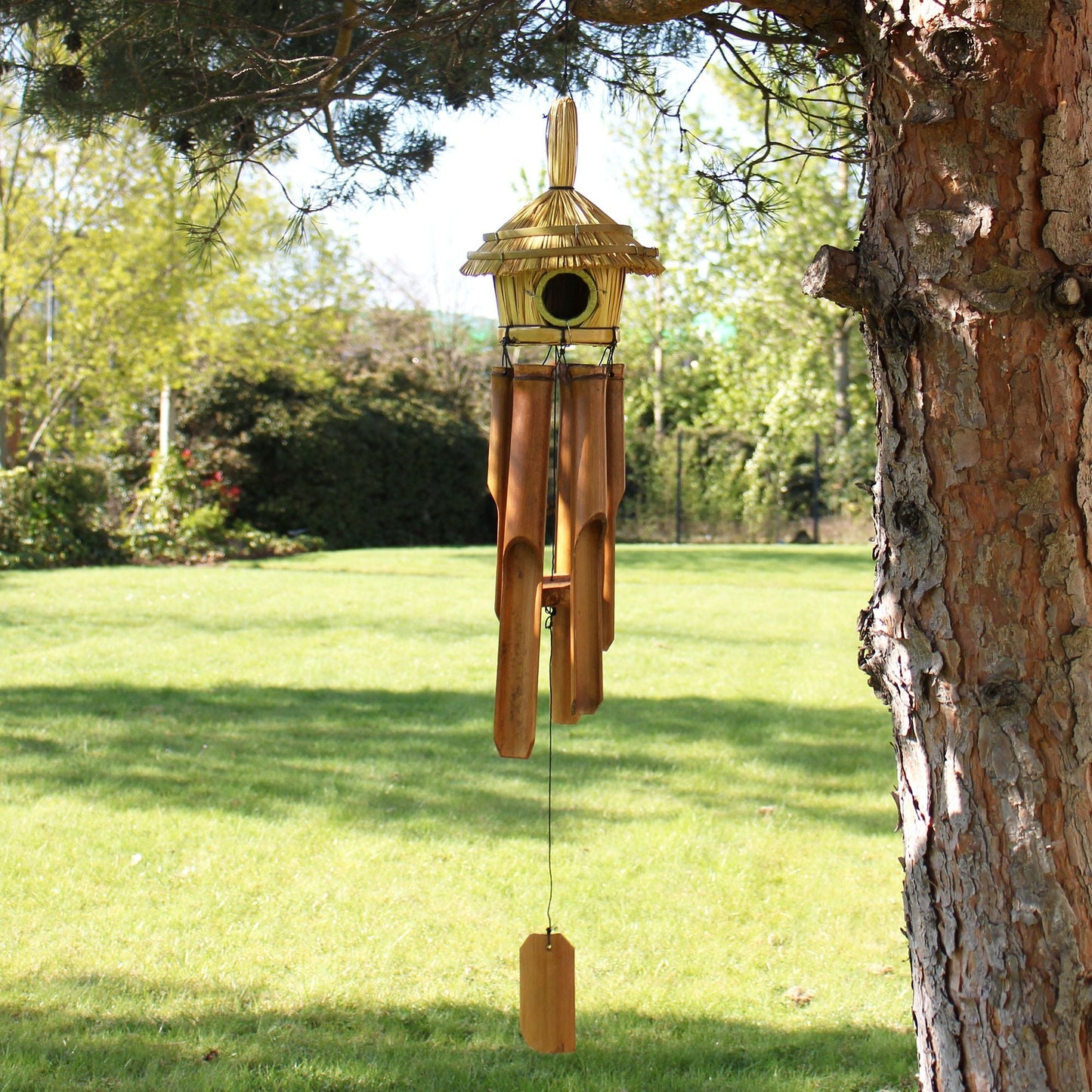 Seagrass and bamboo bird house with hanging wind chimes, natural rustic garden decor, 45x17 cm