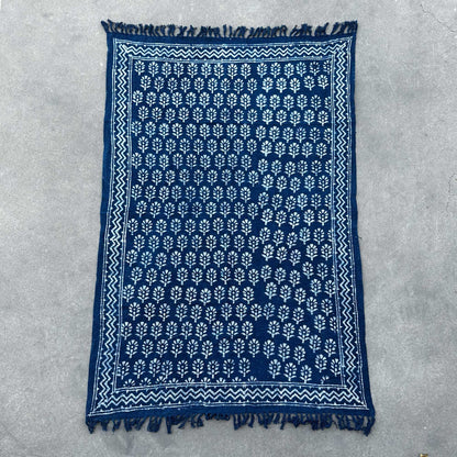 Handmade Indigo Throw – 170 × 120 CM – Chhota Flower