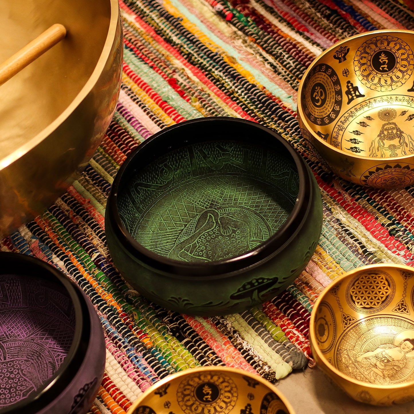 Extra Fuerte - Cuenco Cantor de Hongo - Verde Musgo (23x10.5cm, 1.3kg)