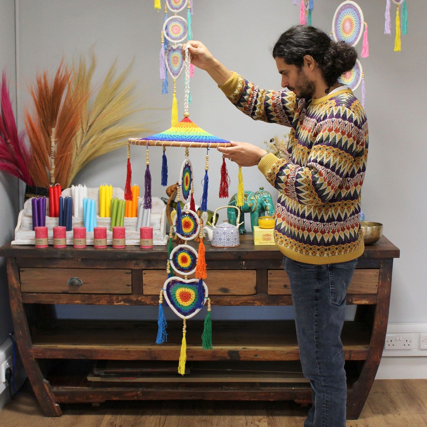 Atrapasueños de Bambú y Algodón Arcoíris Vivo – 120x45 cm