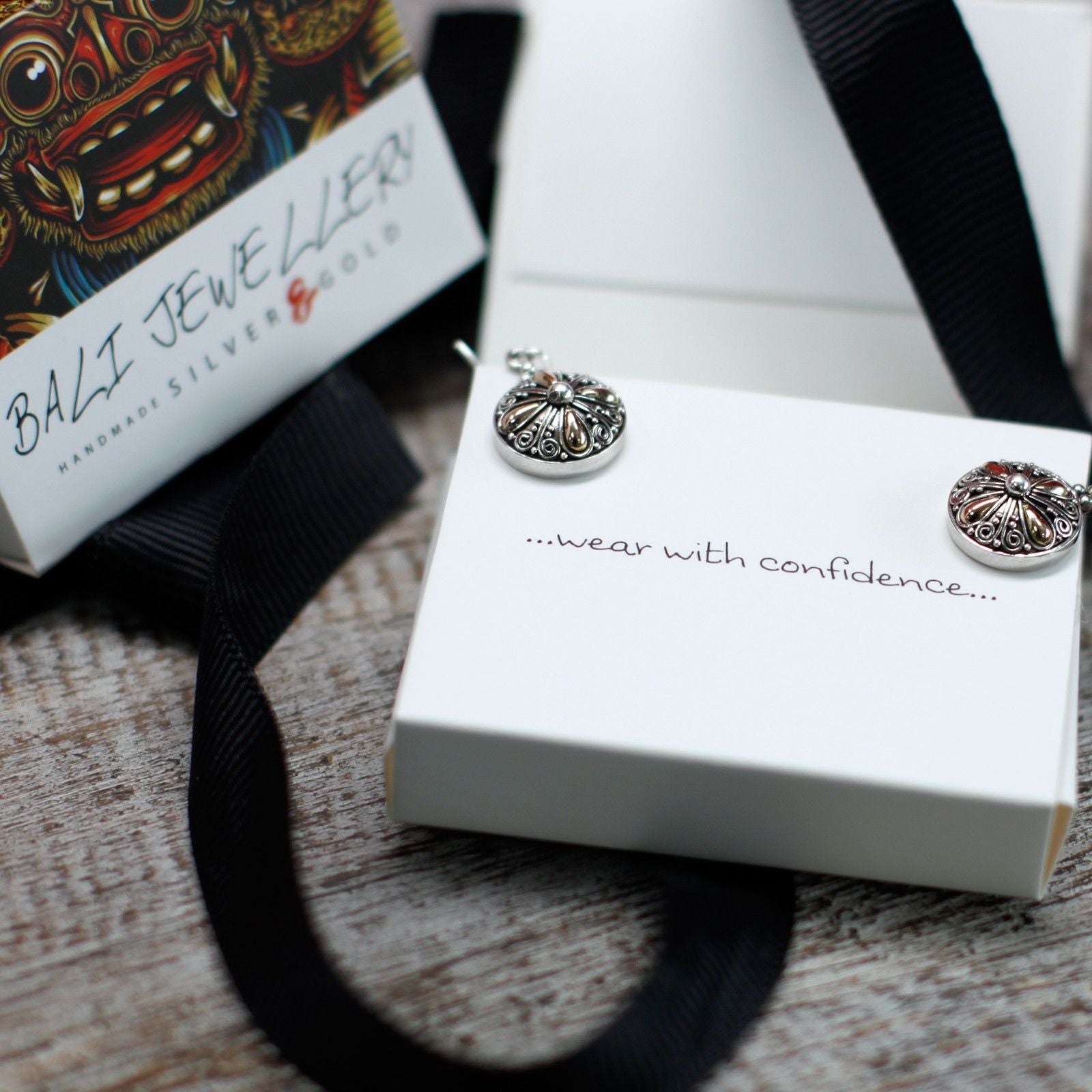 925 Silver & 18K Gold Hamsa Earrings – Hook 2.5CM displayed on jewelry box with Bali Jewelry branding