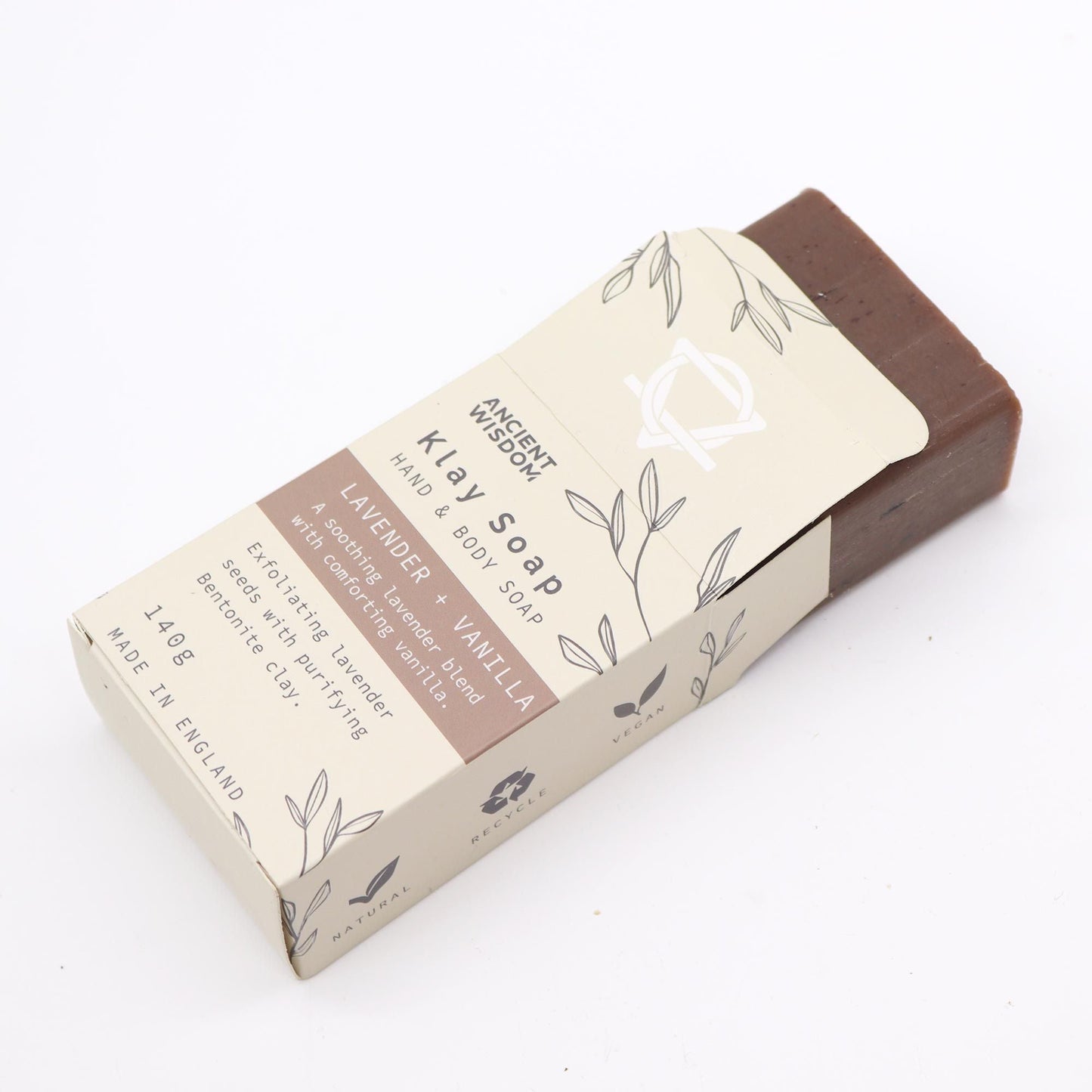 Bentonite Clay Soap – Lavender & Vanilla 145G barra de jabón artesanal en caja, aroma lavanda y vainilla, 145 g