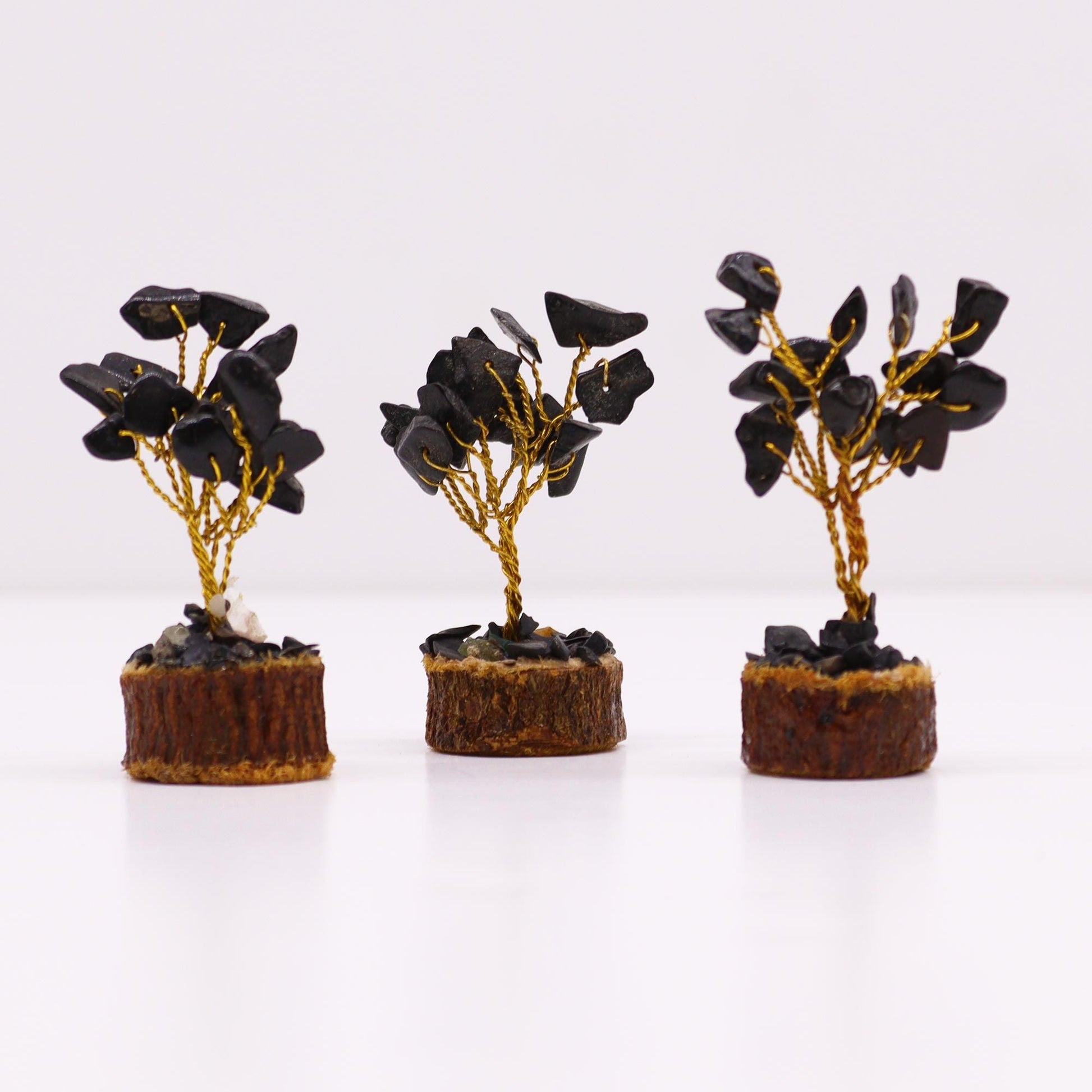 Alt Tag: Black Agate Mini Gemstone Tree – 6CM, 15 Stones mini decor tree with black agate chips on a small wooden base