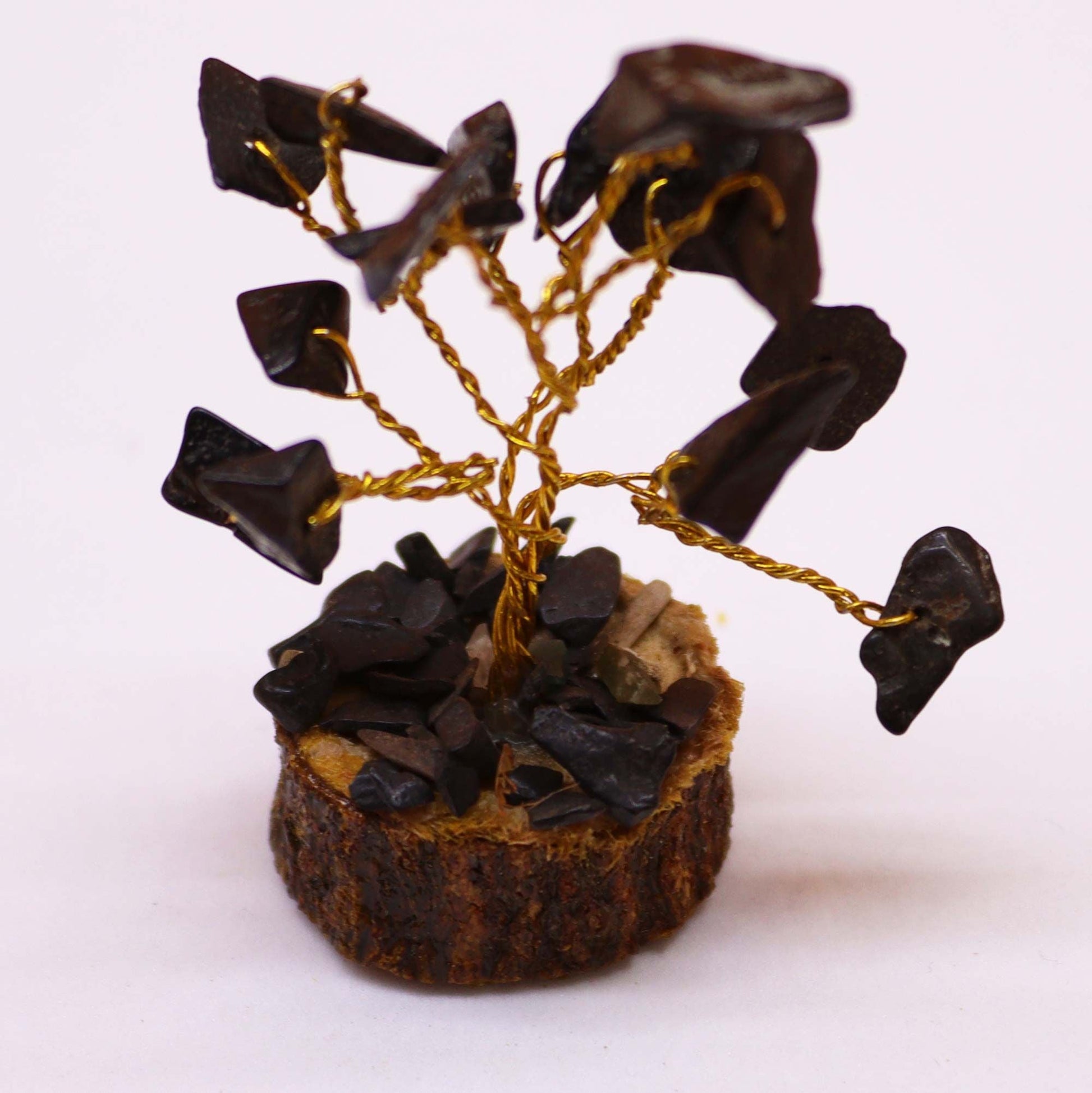 Alt Tag: Black Agate Mini Gemstone Tree – 6CM, 15 Stones mini decorative tree with black agate chips on wire branches and round base