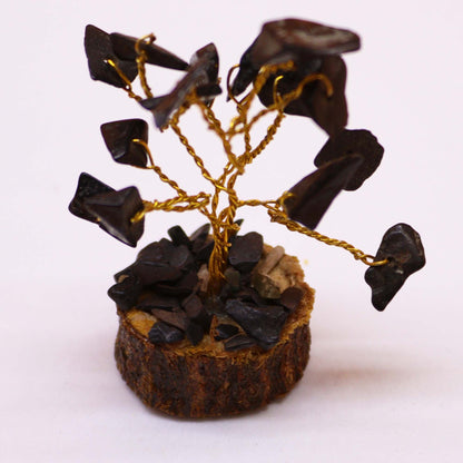 Alt Tag: Black Agate Mini Gemstone Tree – 6CM, 15 Stones mini decorative tree with black agate chips on wire branches and round base