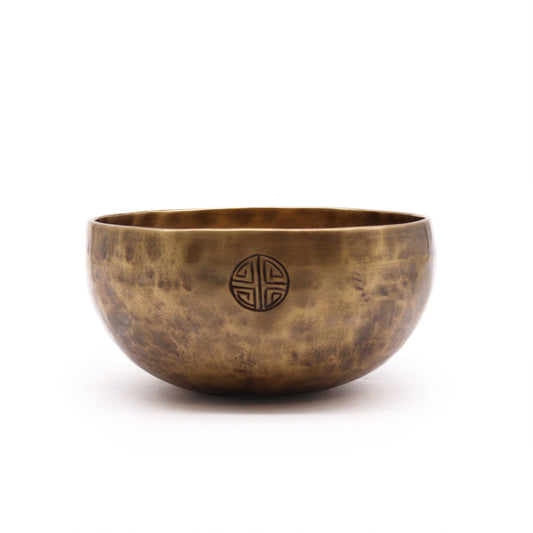 Brass & Copper Moon Singing Bowl – 15 CM 750 G brass and copper Nepalese singing bowl, hammered finish with circular symbol