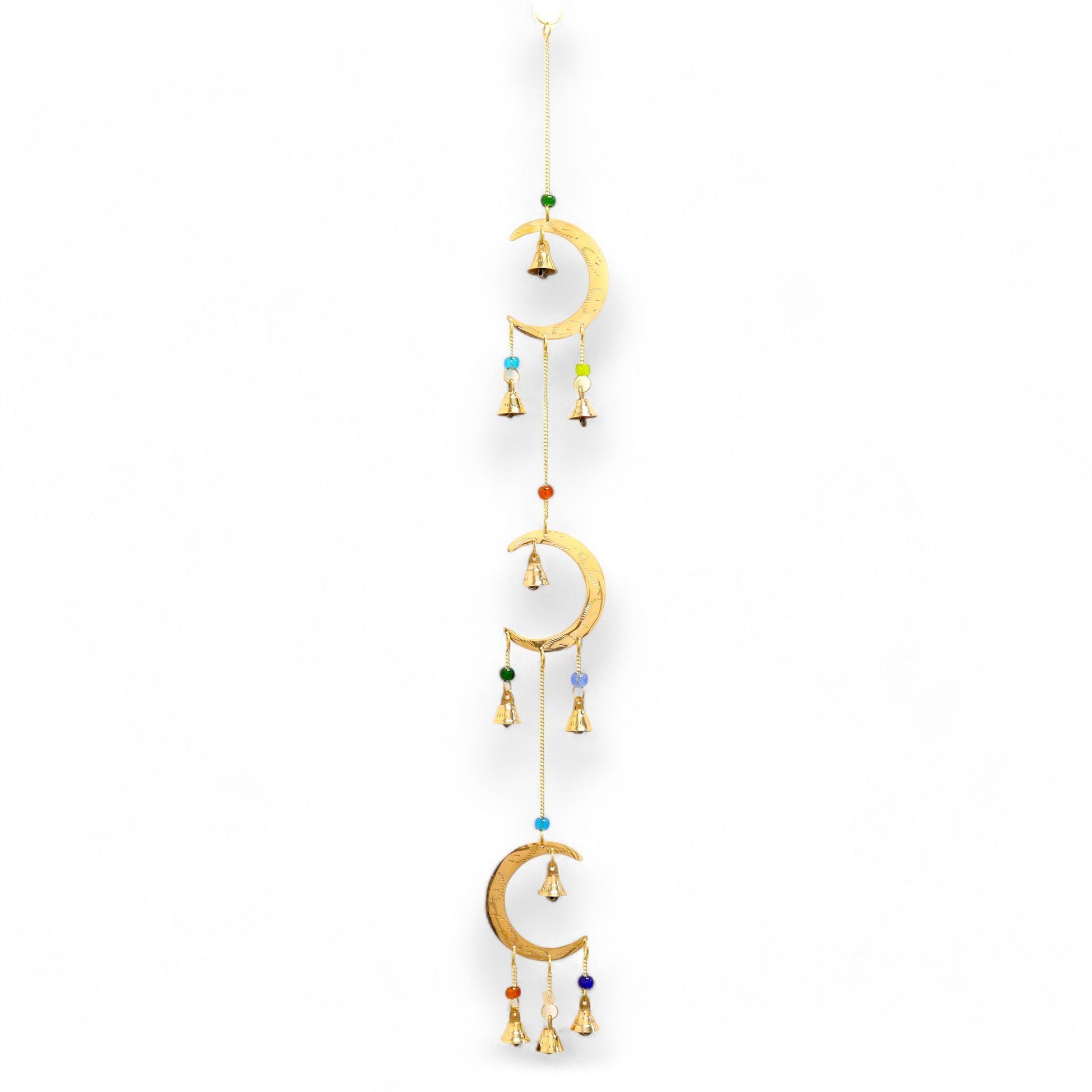 Indiska vindspel i mässing – Moon Drop 63CM med halvmåneformade mässingshängen, små klockor och färgglada glaspärlor, 63 cm längd