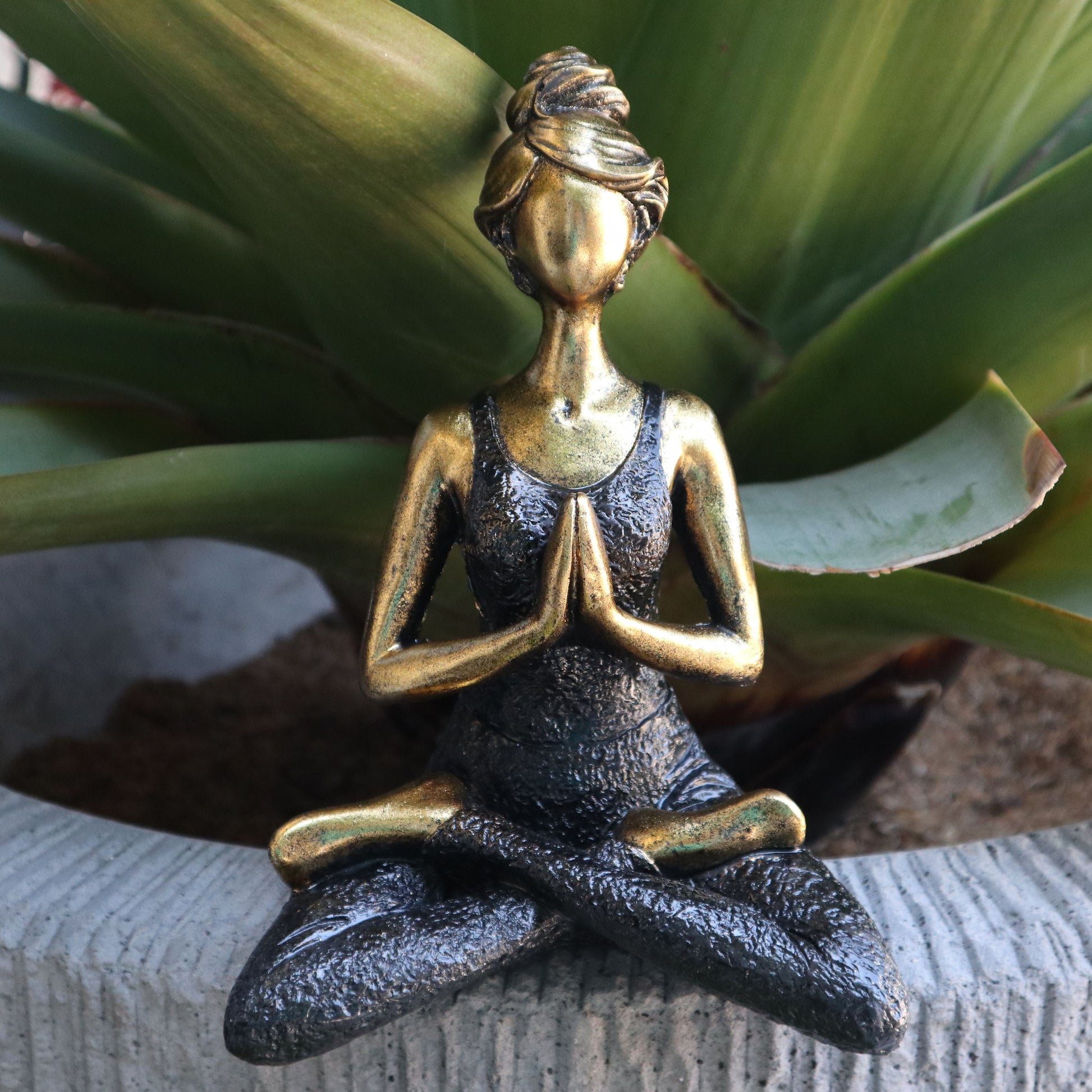 Bronze & Black Resin Yoga Lady Figure – 24CM, seated meditation pose decor figurine with hands in prayer, metallic bronze and black finish