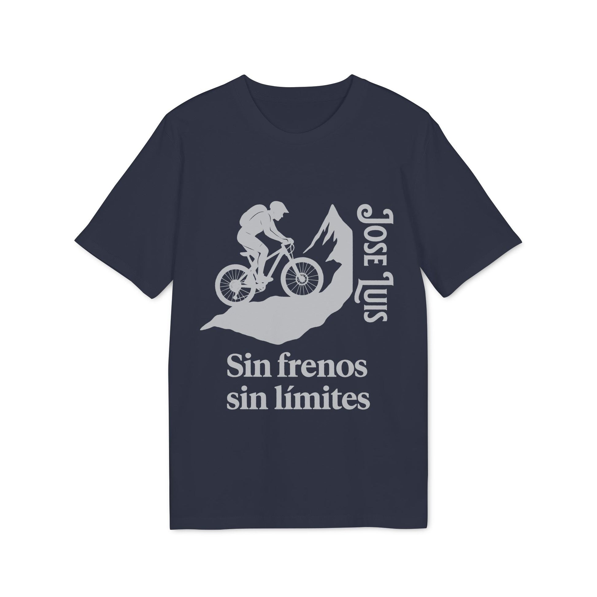 Personalizada Mountain Bike Sin Frenos Sin Limites Sustainable Unisex Tee en azul marino con ciclista, montaña y texto “Sin frenos sin límites”