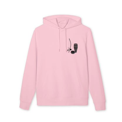Alt Tag: Capoeira Music Sustainable Unisex Hoodie rosa de algodón orgánico con capucha y diseño minimalista de berimbau y pandeiro