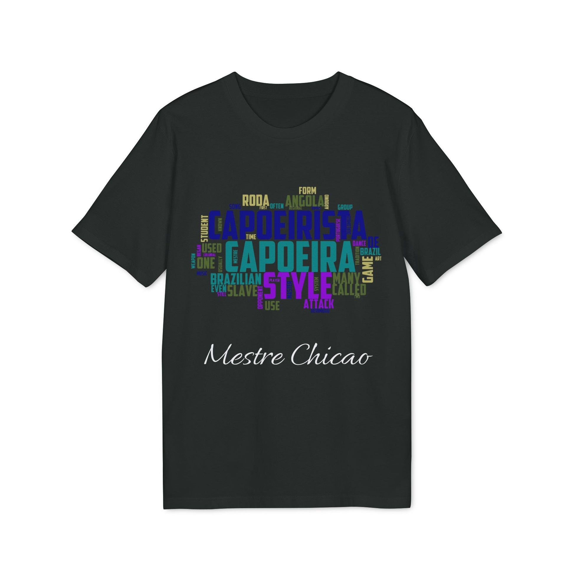 Alt Tag: Capoeira Personalizado 100% Organic Cotton T-Shirt negra con diseño tipográfico de capoeira y personalización "Mestre Chicão"