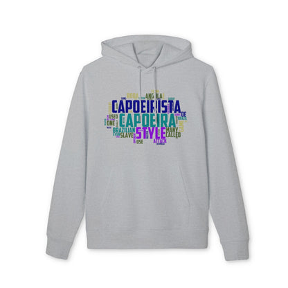 Capoeira Sustainable Unisex Hoodie gris de algodón orgánico con gráfico tipográfico multicolor "CAPOEIRA" en el pecho