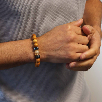 Cedarwood Citrine Chakra Bangle – 7CM en muñeca, pulsera de cuentas de madera de cedro con piedra citrino y detalles negros