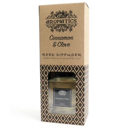 Alt-Tag: Cinnamon & Clove Reed Diffuser – 200ML in Aromatics-Box mit 200-ml-Flakon und Duftstäbchen, Duftnote Zimt und Nelke