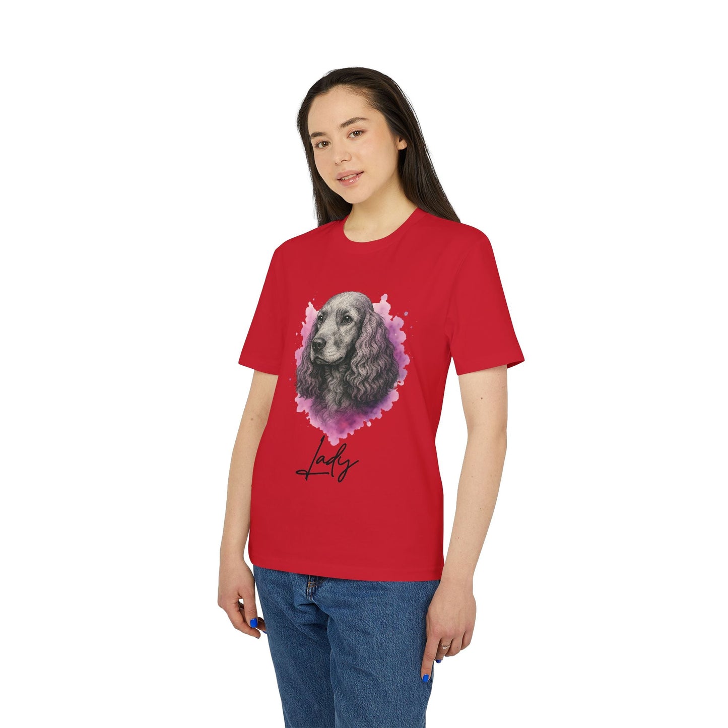 Alt Tag: Cocker Spaniel Personalized Premium Unisex T-Shirt roja con retrato de cocker spaniel y nombre “Lady” personalizado