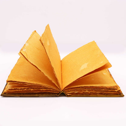 Alt Tag: Coffee Tan Leather Journal – Zinc Owl, 200 Deckle Pages, 26x18CM open journal showing deckle-edge pages fanned out