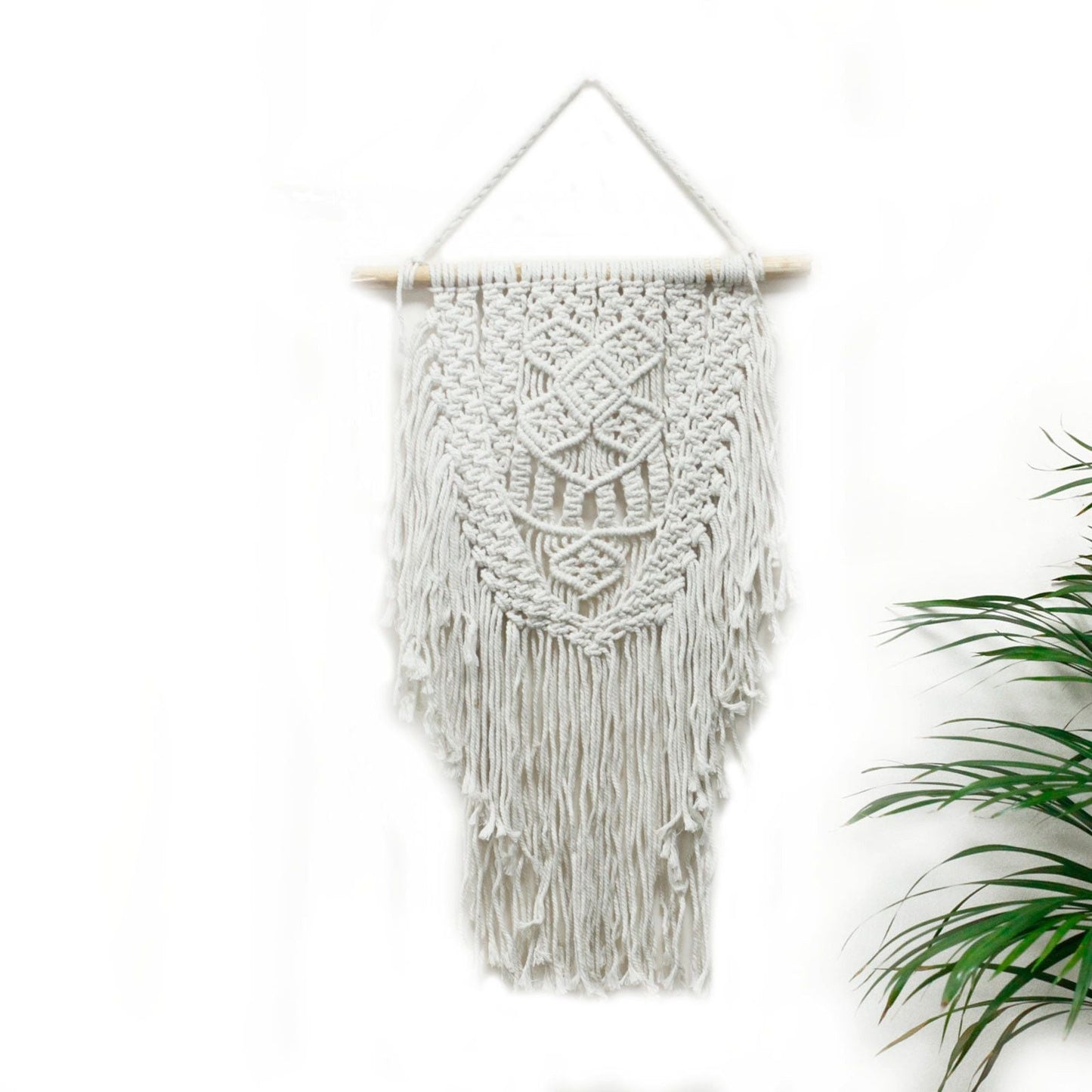 Macramé-väggbonad i bomull – 60x40 CM, bohemisk väggbonad i vit bomull med fransar och vävt mönster, upphängd på en stång