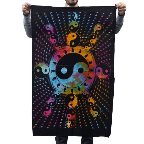 Cotton Yin Yang Väggkonst – 78x112 CM svart bomullstapet med multicolor yin yang-design och cirkulärt mönster