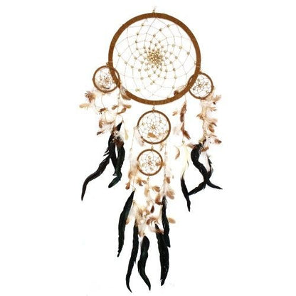 Alt Tag: Cream Coffee Choc Dreamcatcher – Stor rund, handgjord rund drömfångare från Bali med gräddfärgade fjädrar, väv och mörka tofsar