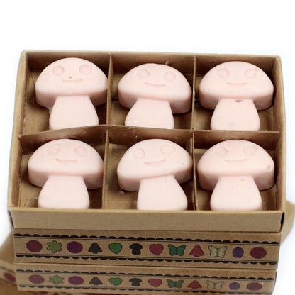 Alt Tag: Set de regalo de wax melts de sándalo oscuro – pack de 6 con seis piezas de wax melt en una caja de regalo