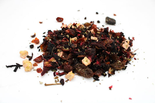 Alt Tag: Druid's Forest Artisan Tea Blend – 1 KG mezcla de té artesanal con frutos del bosque secos, hojas y trozos de fruta