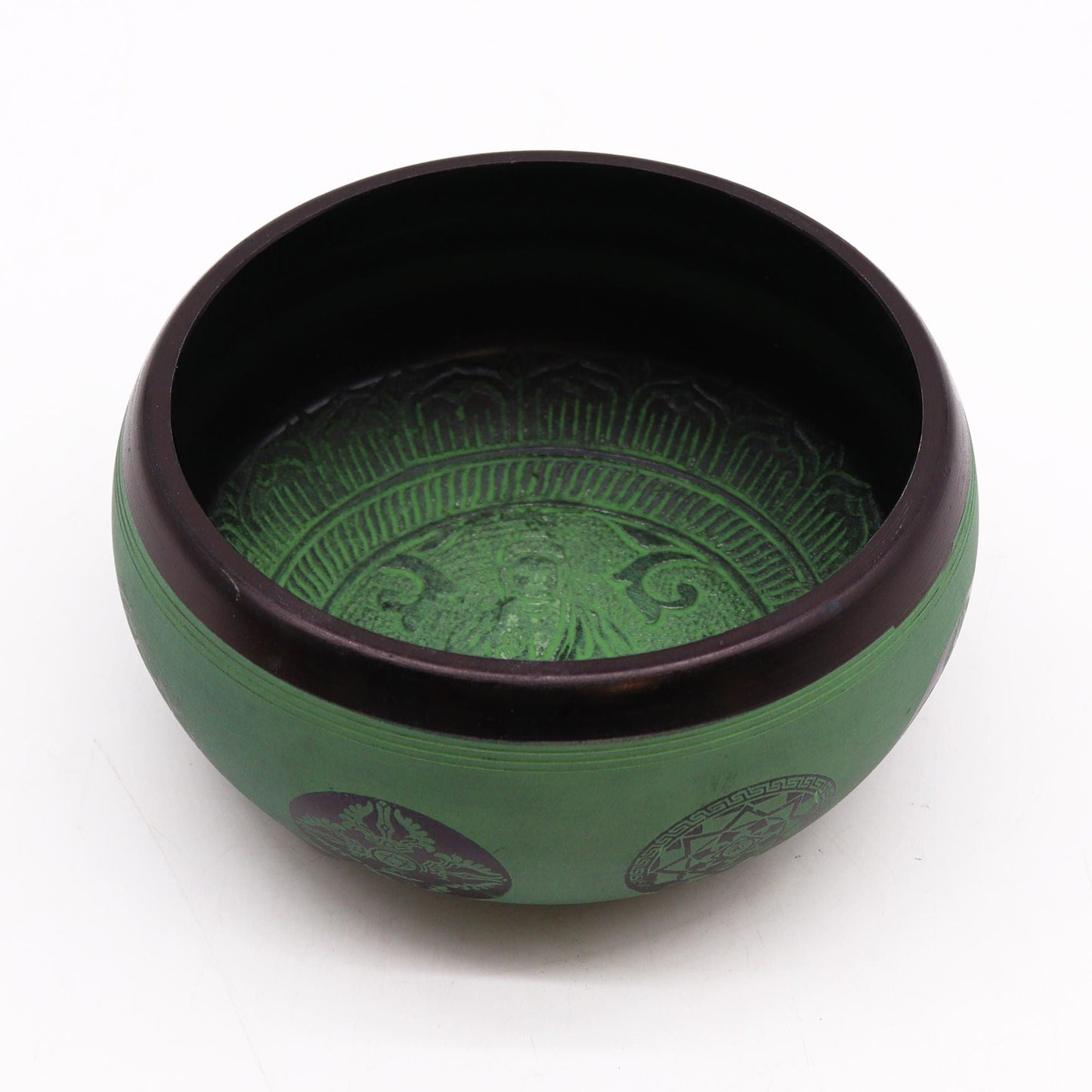Alt Tag: Earth Powder Singing Bowl – Mandala Buddha – 16 CM, grön skål med mörk kant och mandala Buddha-design, handgjord i Nepal